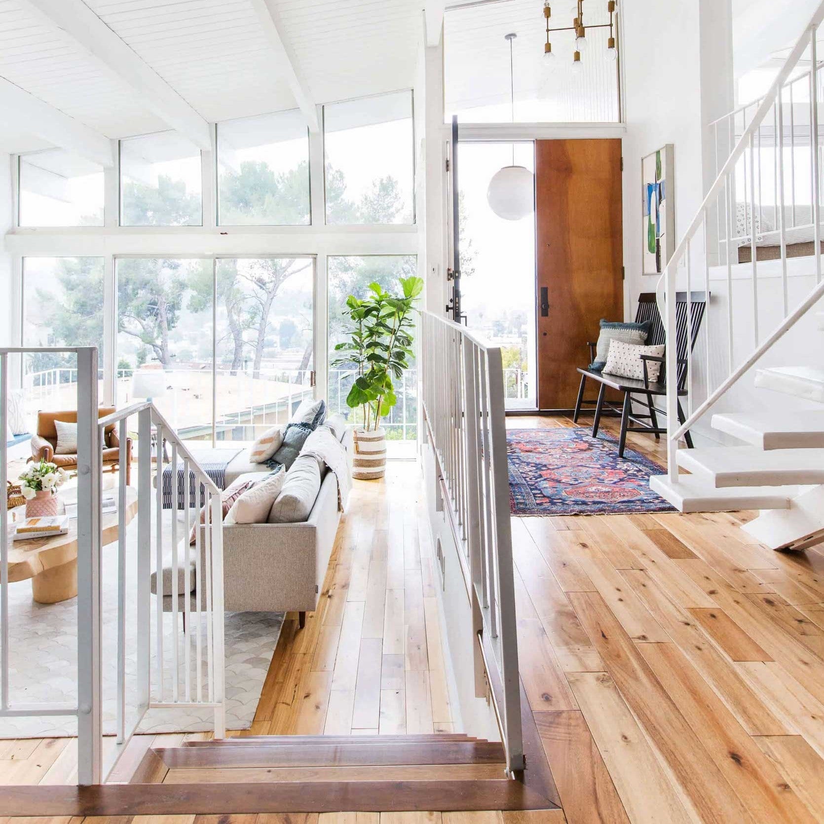 Air Purifiers for Mold Spores: Airborne vs Exposed Surface Contamination